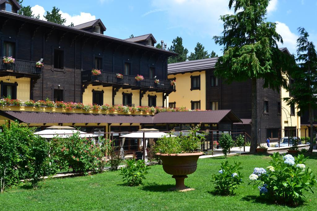 Parco Dei Pini - Sila Wellness Hotel Taverna  Eksteriør bilde