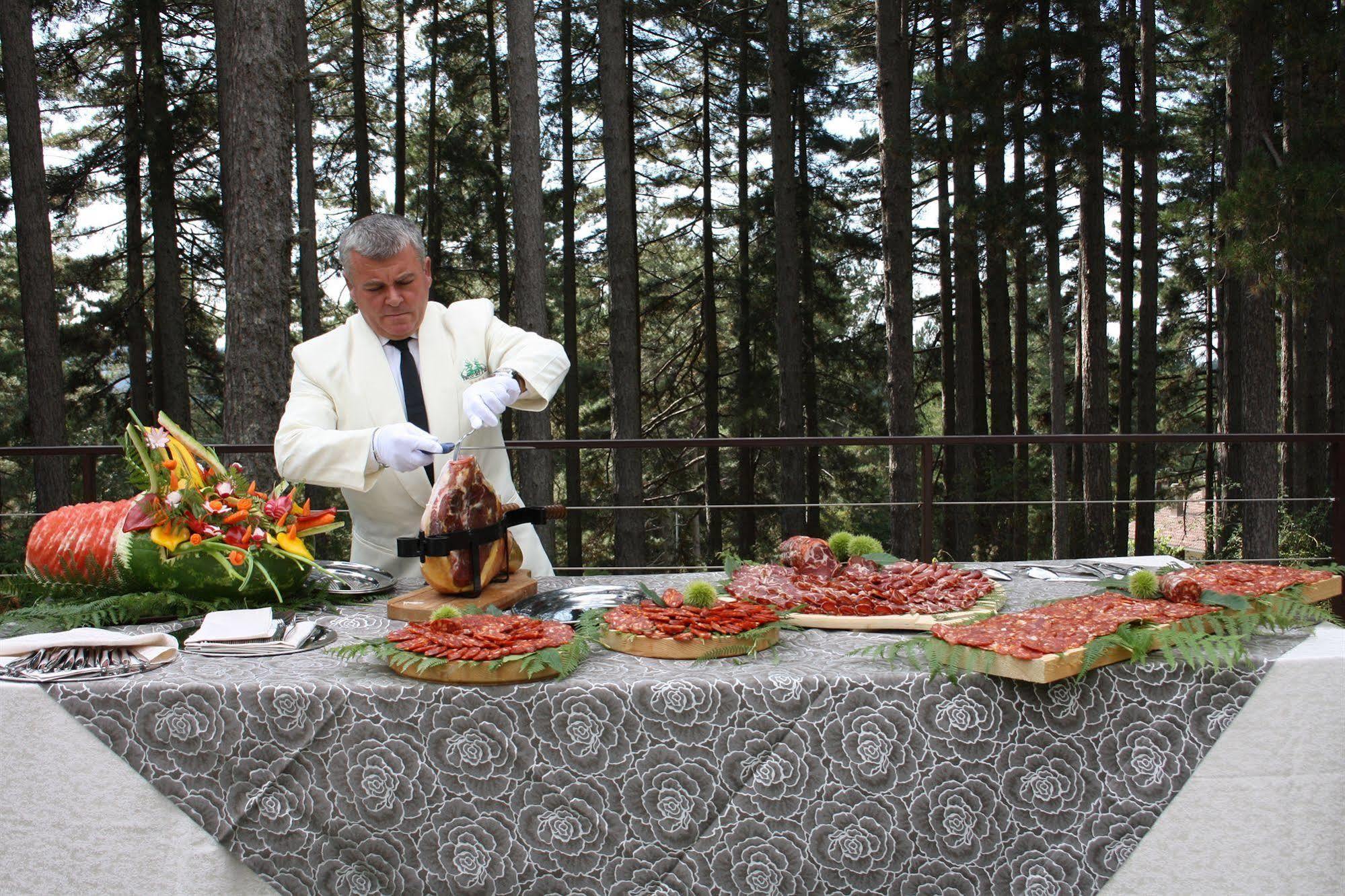 Parco Dei Pini - Sila Wellness Hotel Taverna  Eksteriør bilde